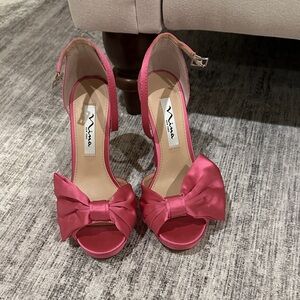 Nina Pink Satin Bow Heels 6.5